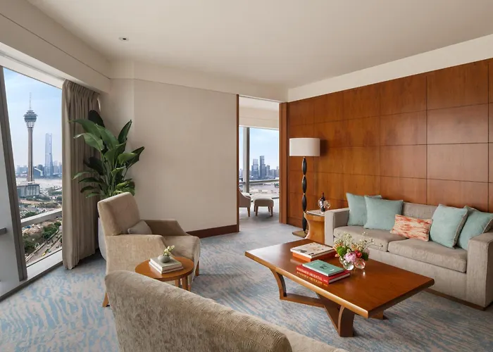 Mandarin Oriental,